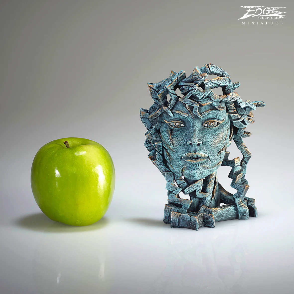 Venus Bust Miniature - Image 5